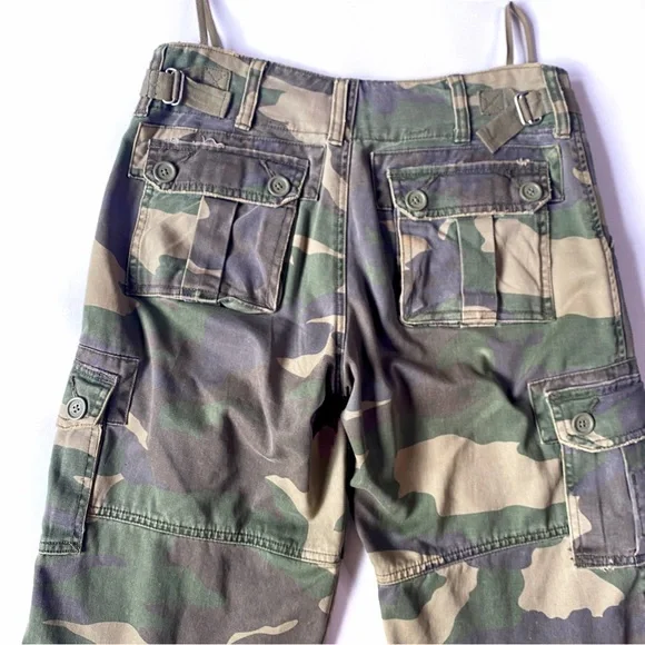 Abercrombie and Fitch army green camouflage cropped cargo pants - Picture 9 of 11
